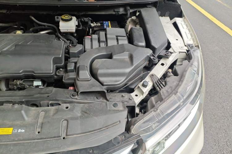 Used Nissan Qashqai 2022 2.0L CVT XV Smart Enjoyment Version Engine Bay Left