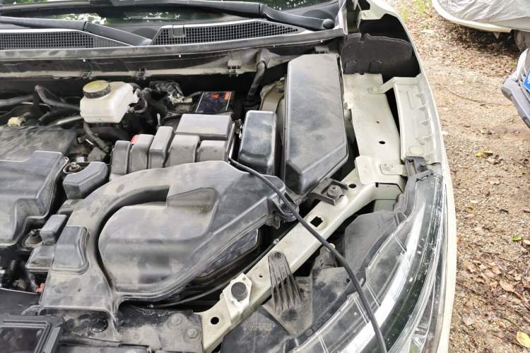 Used Nissan Qashqai 2022 2.0L CVT XV Premier Luxury Edition Engine Bay Left