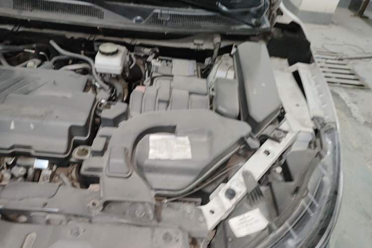 Used Nissan Qashqai 2022 2.0L CVT XV Premier Luxury Edition Engine Bay Left