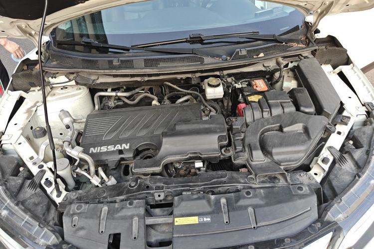 Used Nissan Qashqai 2022 2.0L CVT XV Premier Luxury Edition Engine Bay
