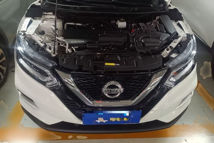 Used Nissan Qashqai 2022 2.0L CVT XV Premier Luxury Edition Engine Bay