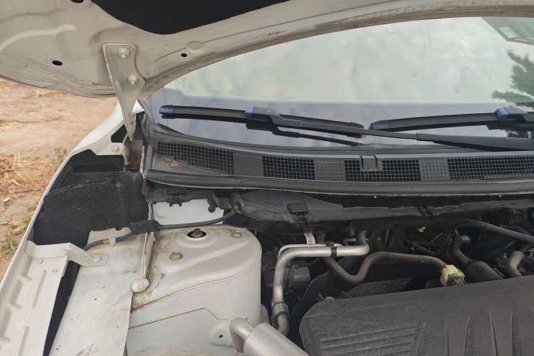 Used Nissan Qashqai 2022 2.0L CVT XV Premier Luxury Edition Engine Bay Right
