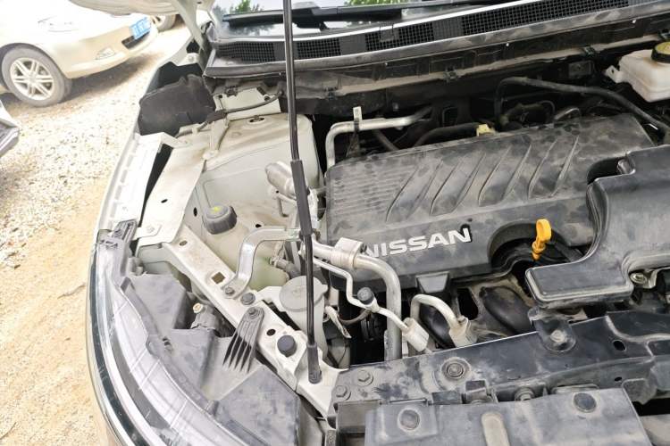 Used Nissan Qashqai 2022 2.0L CVT XV Premier Luxury Edition Engine Bay Right