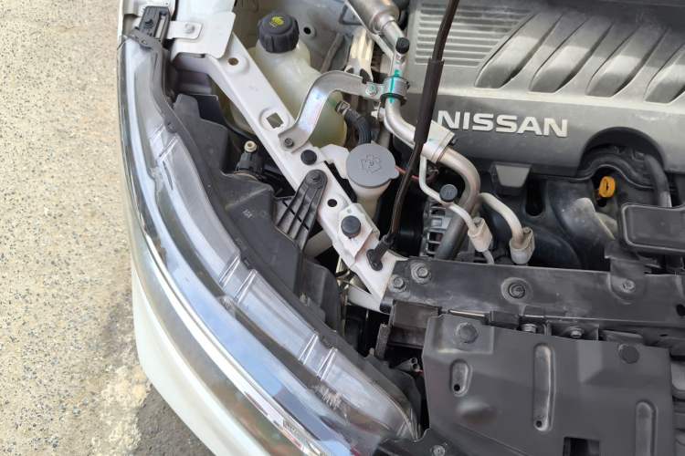 Used Nissan Qashqai 2022 2.0L CVT XV Smart Enjoyment Version Engine Bay Right