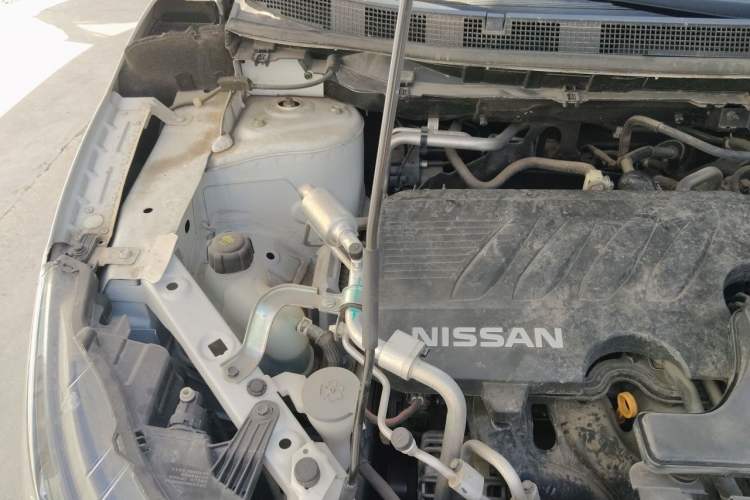 Used Nissan Qashqai 2022 2.0L CVT XV Smart Enjoyment Version Engine Bay Right