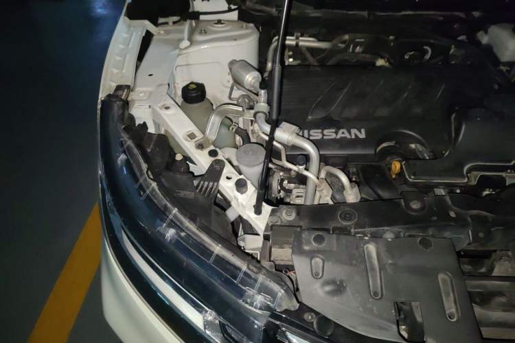 Used Nissan Qashqai 2022 2.0L CVT XV Smart Enjoyment Version Engine Bay Right