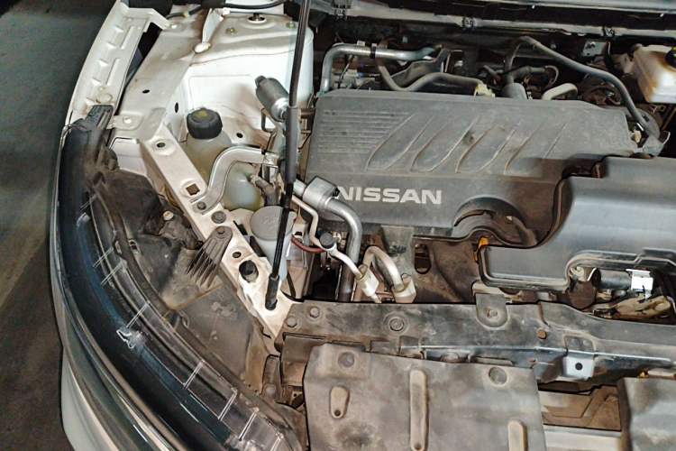Used Nissan Qashqai 2022 2.0L CVT XV Premier Luxury Edition Engine Bay Right