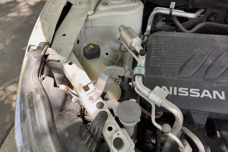 Used Nissan Qashqai 2022 2.0L CVT XV Smart Enjoyment Version Engine Bay Right