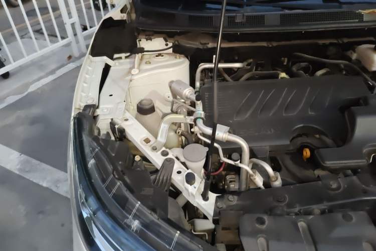 Used Nissan Qashqai 2022 2.0L CVT XV Smart Enjoyment Version Engine Bay Right