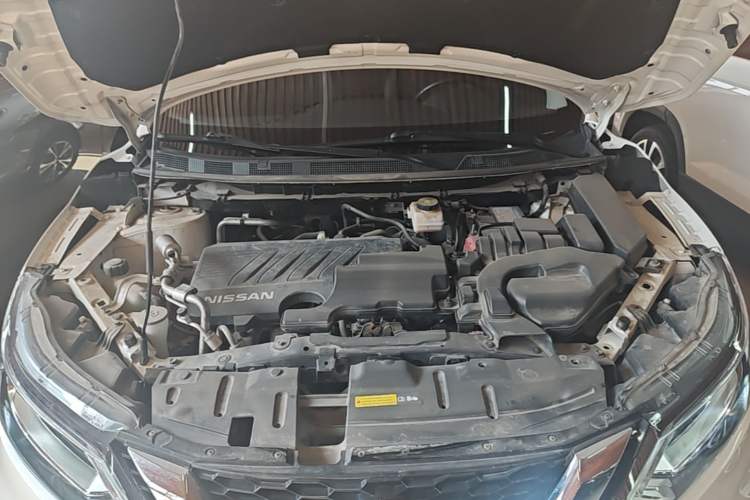 Used Nissan Qashqai 2022 2.0L CVT XV Premier Luxury Edition Engine Bay