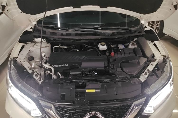 Used Nissan Qashqai 2022 2.0L CVT XV Premier Luxury Edition Engine Bay