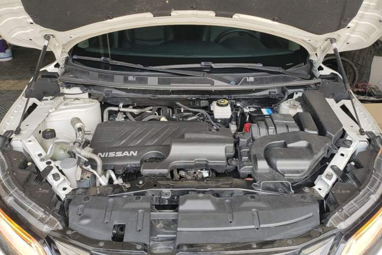 Used Nissan Qashqai 2022 2.0L CVT XV Premier Luxury Edition Engine Bay