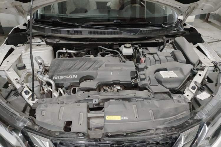 Used Nissan Qashqai 2022 2.0L CVT XV Premier Luxury Edition Engine Bay