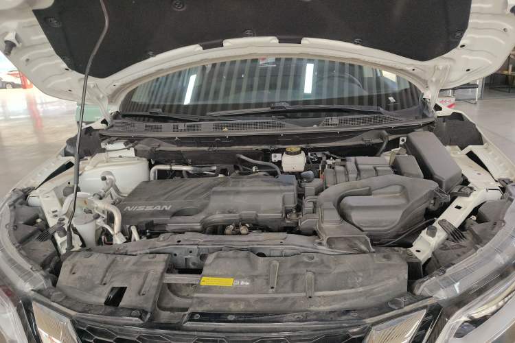 Used Nissan Qashqai 2022 2.0L CVT XV Premier Luxury Edition Engine Bay