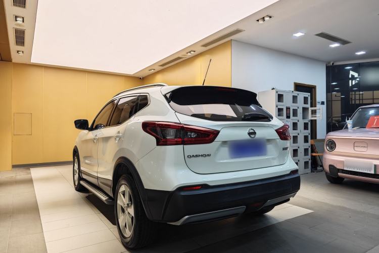 Used Nissan Qashqai 2022 2.0L CVT XV Smart Enjoyment Version Exterior 10