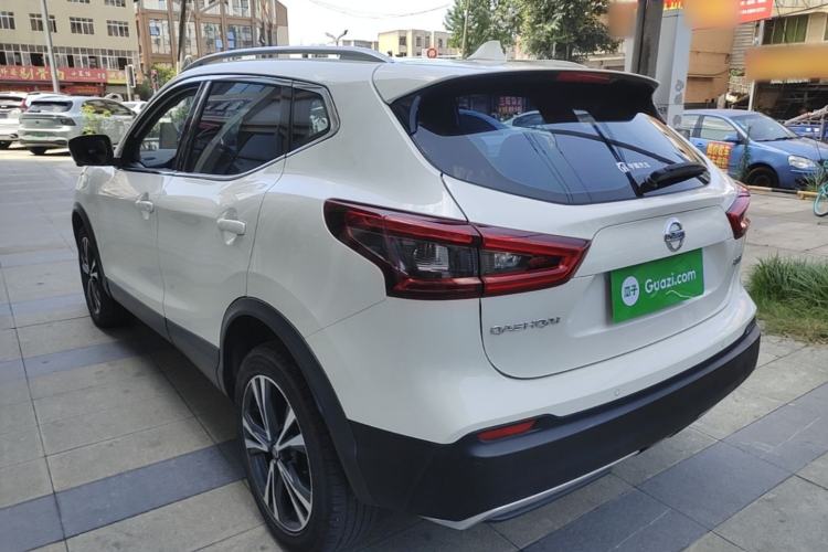 Used Nissan Qashqai 2022 2.0L CVT XV Premier Luxury Edition Exterior 2
