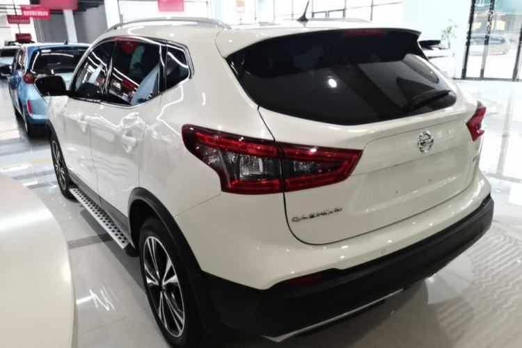 Used Nissan Qashqai 2022 2.0L CVT XV Premier Luxury Edition Exterior 2