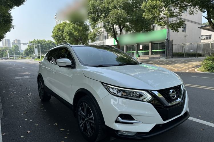 Used Nissan Qashqai 2022 2.0L CVT XV Premier Luxury Edition Exterior 2