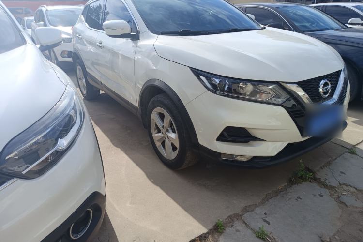 Used Nissan Qashqai 2022 2.0L CVT XV Smart Enjoyment Version Exterior 2