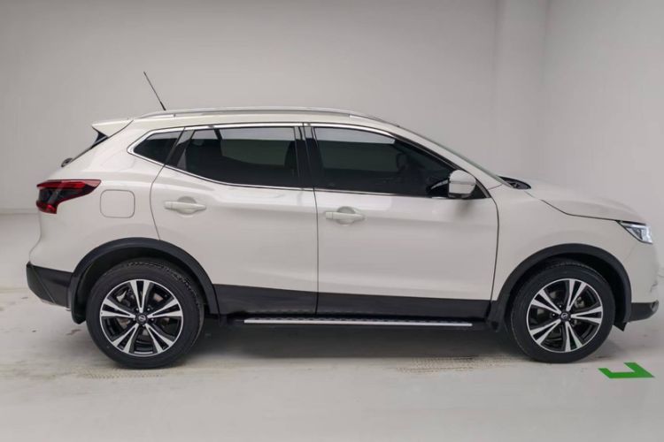Used Nissan Qashqai 2022 2.0L CVT XV Premier Luxury Edition Exterior 2