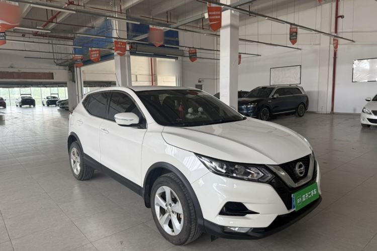 Used Nissan Qashqai 2022 2.0L CVT XV Smart Enjoyment Version Exterior 2