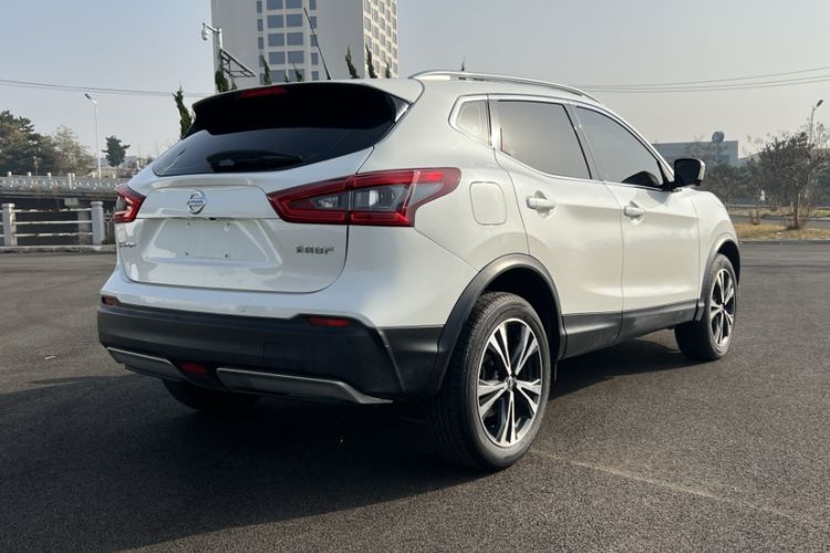 Used Nissan Qashqai 2022 2.0L CVT XV Premier Luxury Edition Exterior 2