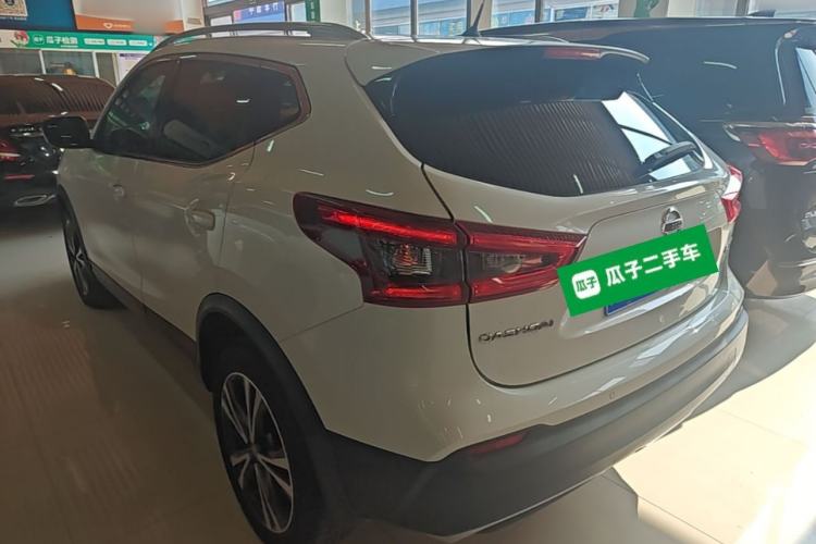 Used Nissan Qashqai 2022 2.0L CVT XV Premier Luxury Edition Exterior 2