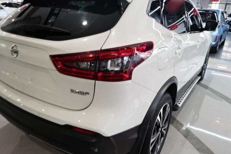 Used Nissan Qashqai 2022 2.0L CVT XV Premier Luxury Edition Exterior 3