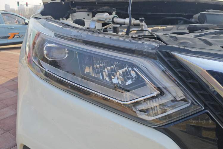 Used Nissan Qashqai 2022 2.0L CVT XV Premier Luxury Edition Exterior 3