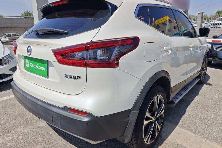 Used Nissan Qashqai 2022 2.0L CVT XV Premier Luxury Edition Exterior 3