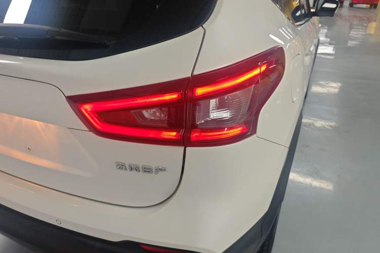 Used Nissan Qashqai 2022 2.0L CVT XV Premier Luxury Edition Exterior 3