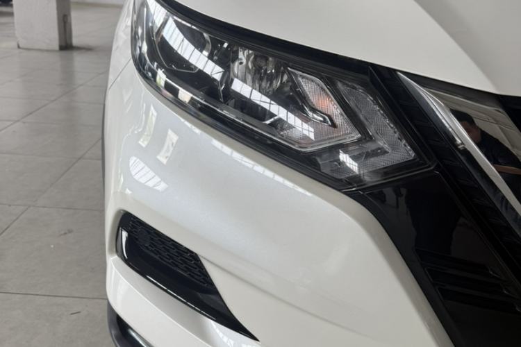 Used Nissan Qashqai 2022 2.0L CVT XV Smart Enjoyment Version Exterior 3