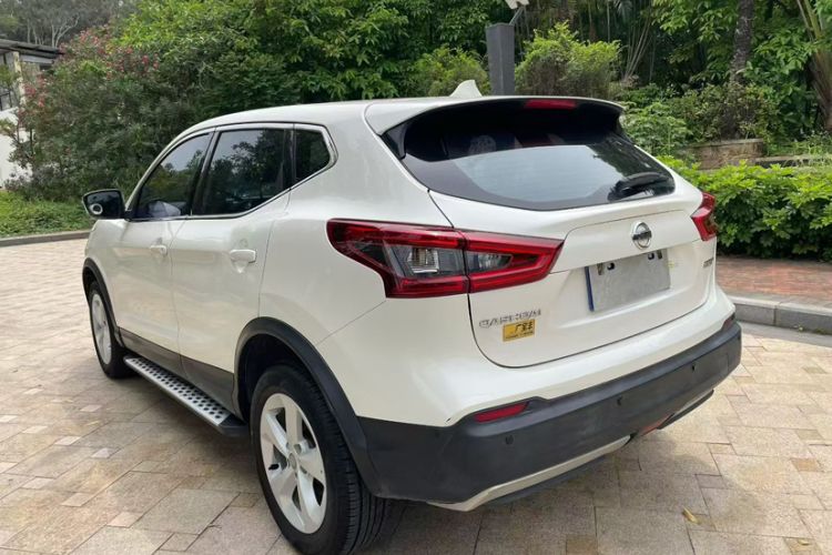 Used Nissan Qashqai 2022 2.0L CVT XV Smart Enjoyment Version Exterior 3