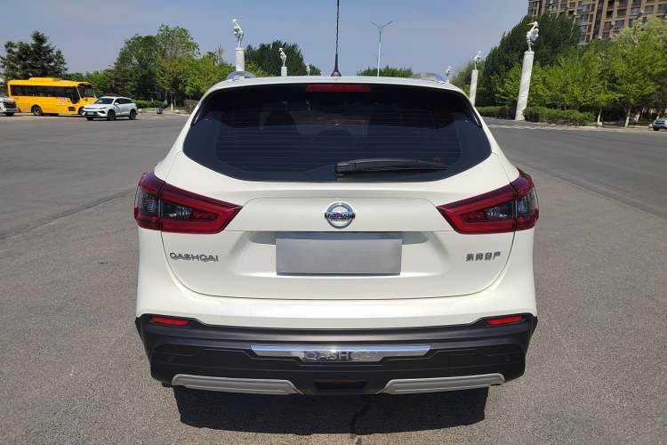 Used Nissan Qashqai 2022 2.0L CVT XV Smart Enjoyment Version Exterior 4
