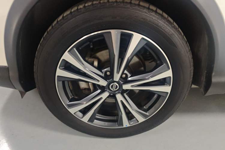 Used Nissan Qashqai 2022 2.0L CVT XV Premier Luxury Edition Exterior 4
