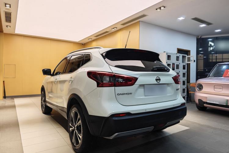 Used Nissan Qashqai 2022 2.0L CVT XV Premier Luxury Edition Exterior 4