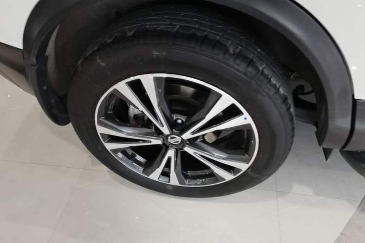 Used Nissan Qashqai 2022 2.0L CVT XV Premier Luxury Edition Exterior 5