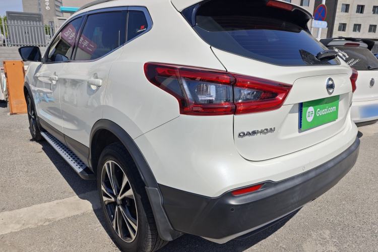 Used Nissan Qashqai 2022 2.0L CVT XV Premier Luxury Edition Exterior 5
