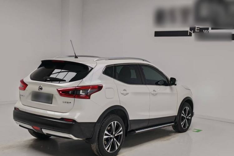 Used Nissan Qashqai 2022 2.0L CVT XV Premier Luxury Edition Exterior 5