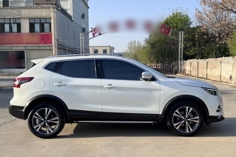 Used Nissan Qashqai 2022 2.0L CVT XV Premier Luxury Edition Exterior 6