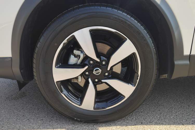 Used Nissan Qashqai 2022 2.0L CVT XV Smart Enjoyment Version Exterior 6
