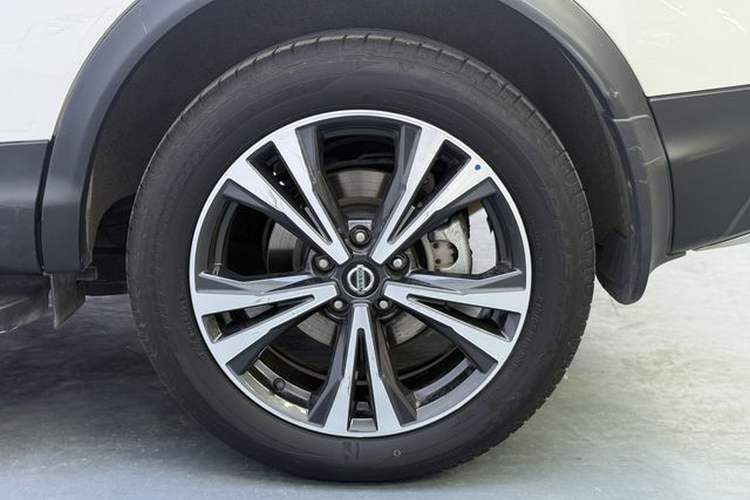 Used Nissan Qashqai 2022 2.0L CVT XV Premier Luxury Edition Exterior 8