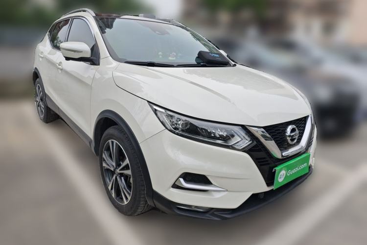 Used Nissan Qashqai 2022 2.0L CVT XV Premier Luxury Edition Front Right 45 Deg