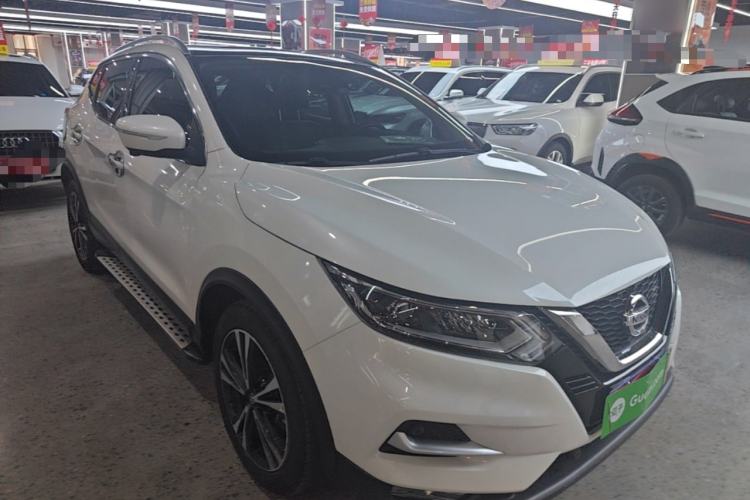Used Nissan Qashqai 2022 2.0L CVT XV Premier Luxury Edition Front Right 45 Deg