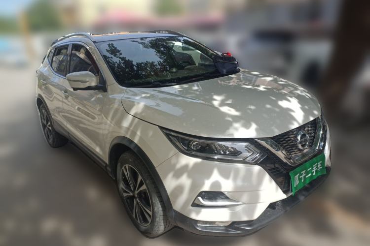 Used Nissan Qashqai 2022 2.0L CVT XV Premier Luxury Edition Front Right 45 Deg