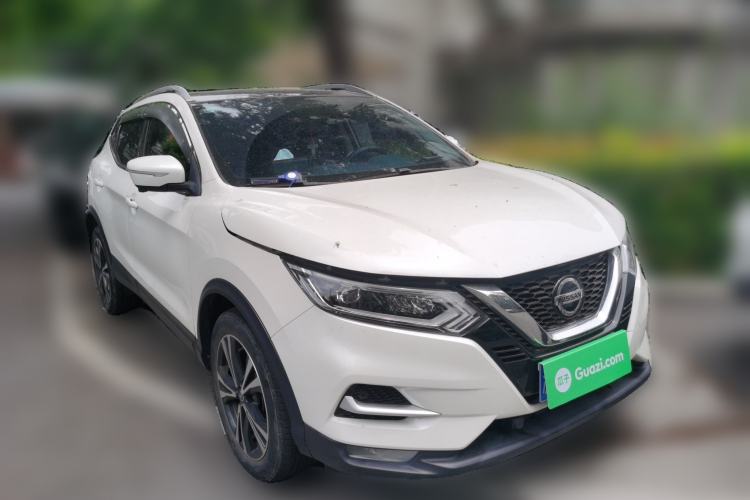 Used Nissan Qashqai 2022 2.0L CVT XV Prem.Pro Deluxe Navigation Edition Front Right 45 Deg