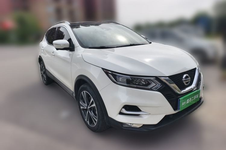 Used Nissan Qashqai 2022 2.0L CVT XV Premier Luxury Edition Front Right 45 Deg