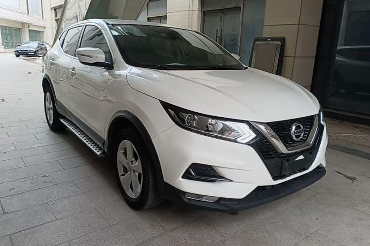 Used Nissan Qashqai 2022 2.0L CVT XV Smart Enjoyment Version Front Right 45 Deg