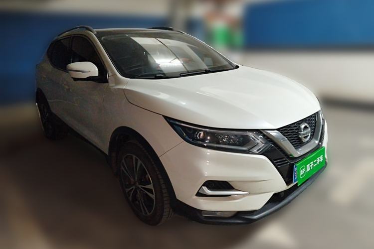 Used Nissan Qashqai 2022 2.0L CVT XV Premier Luxury Edition Front Right 45 Deg