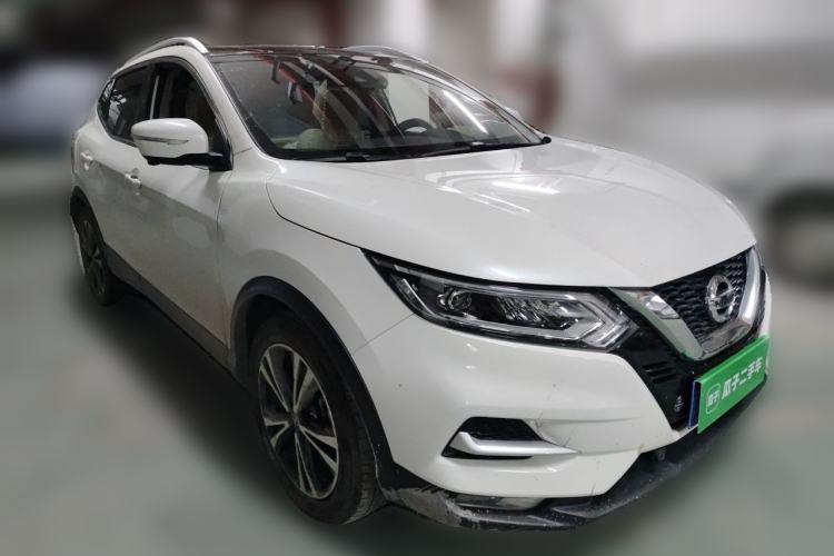 Used Nissan Qashqai 2022 2.0L CVT XV Premier Luxury Edition Front Right 45 Deg